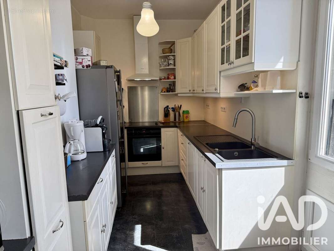 Appartement 105 m² à Toulon  - photo 6