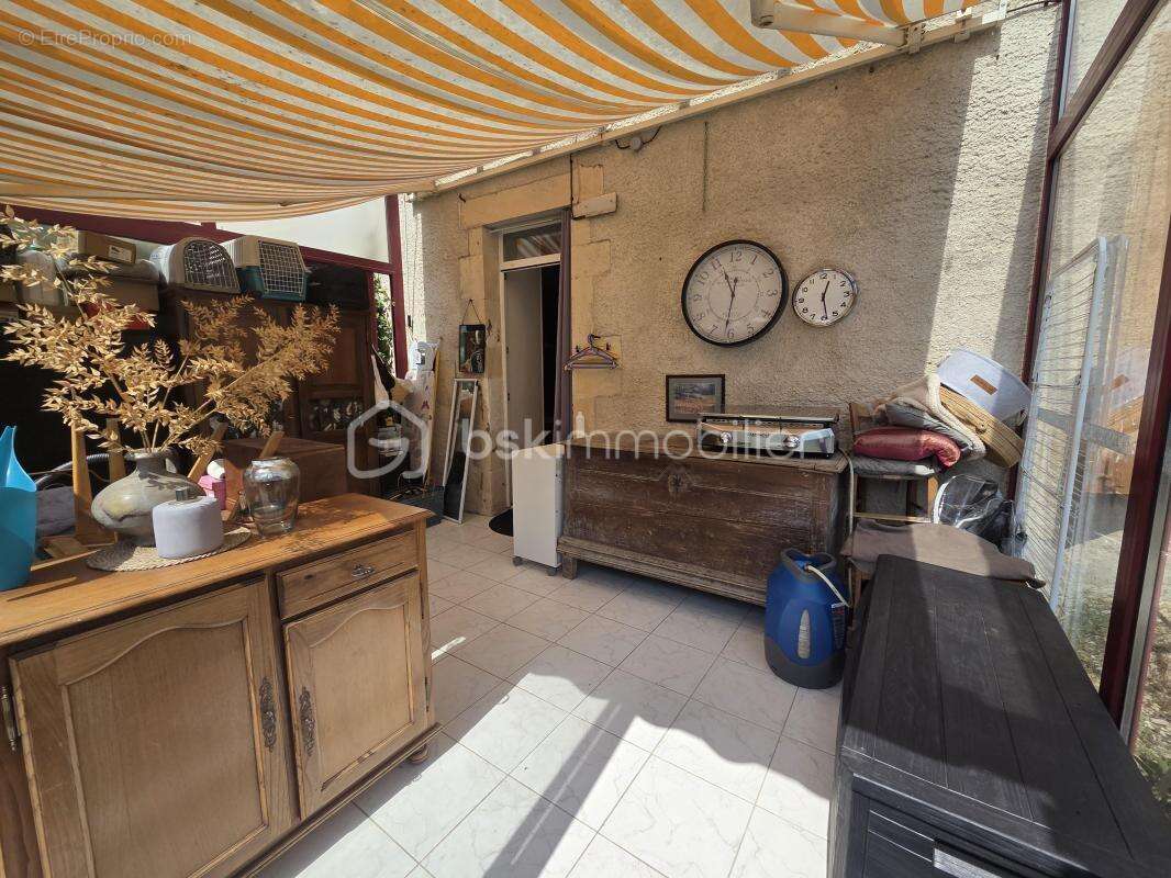 Maison à LIMALONGES