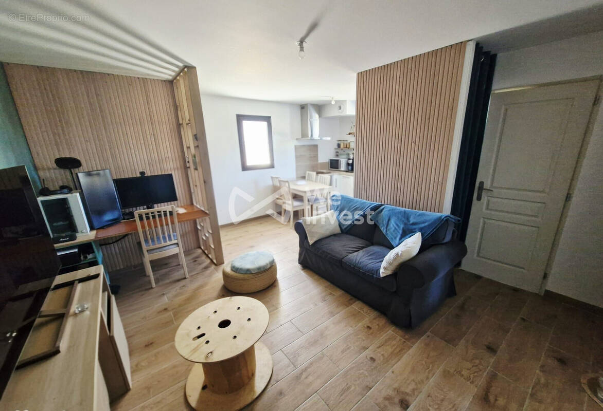 Appartement à NOAILLES