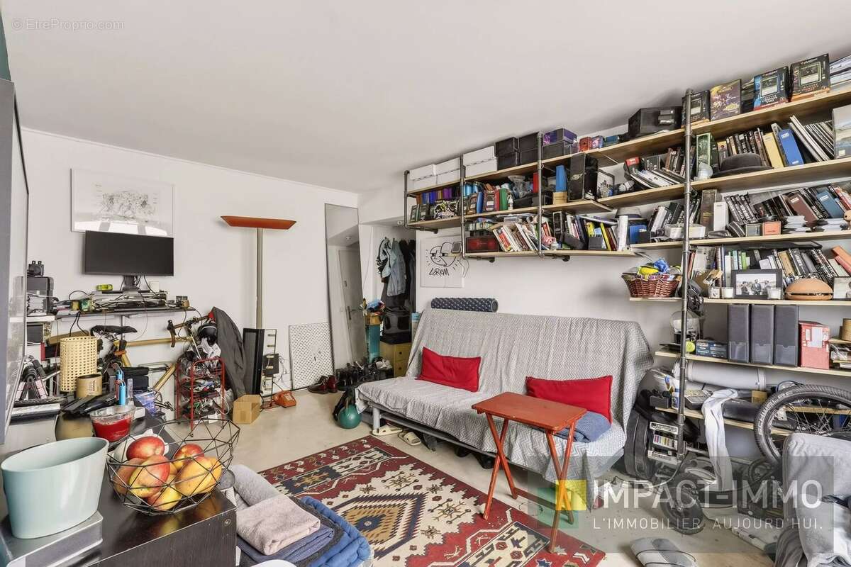 Appartement à PARIS-17E