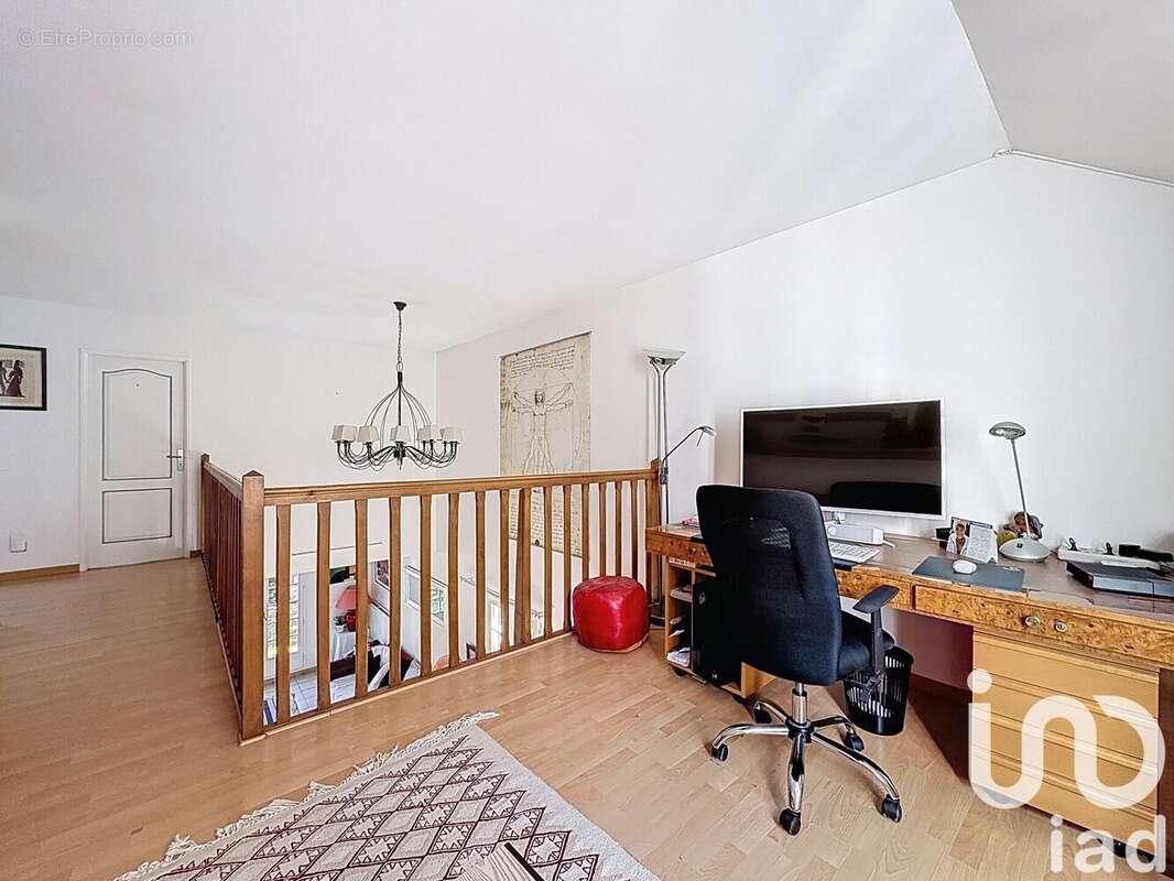 Photo 8 - Maison à SAINT-REMY-LES-CHEVREUSE