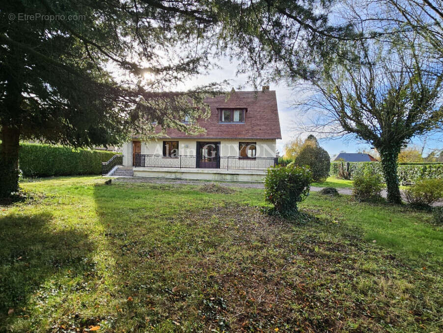 Maison à PONT-L'EVEQUE