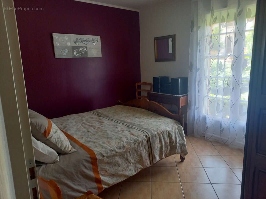 Maison à DOMPIERRE-SUR-BESBRE