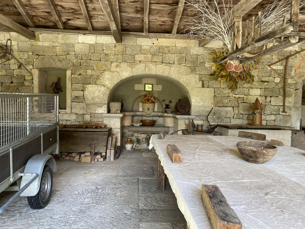 Maison à LATRONQUIERE