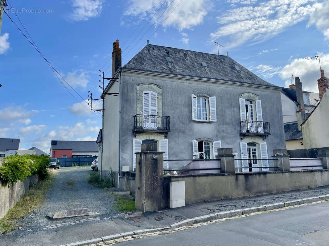 Maison à SABLE-SUR-SARTHE