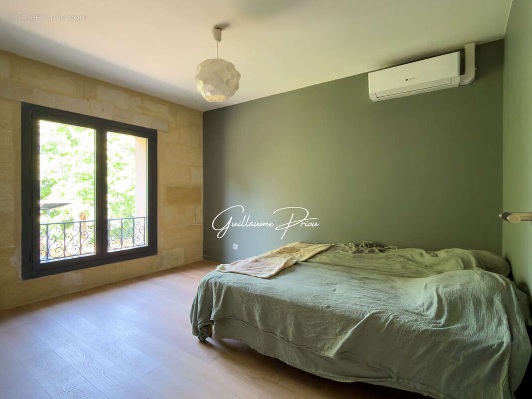 Maison 242 m² à Saint-Andre-De-Cubzac  - photo 15