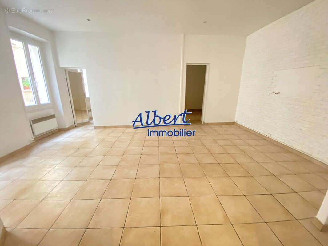 Appartement à OLLIOULES