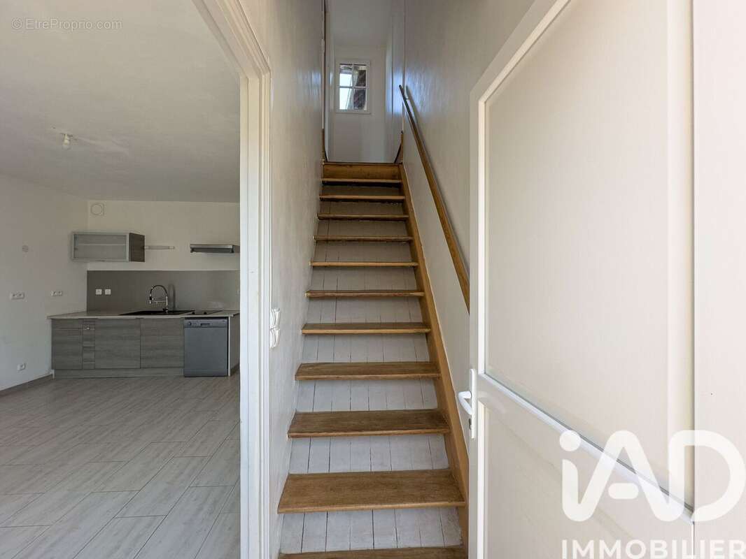 Maison 45 m² à Oulchy-Le-Chateau  - photo 7