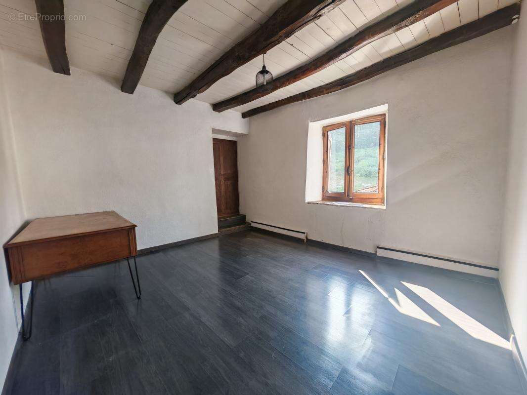 Maison 144 m² à Reaumont  - photo 8