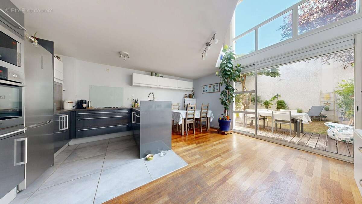 Appartement à VILLEURBANNE