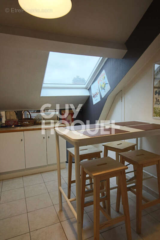 Appartement à LIMOURS