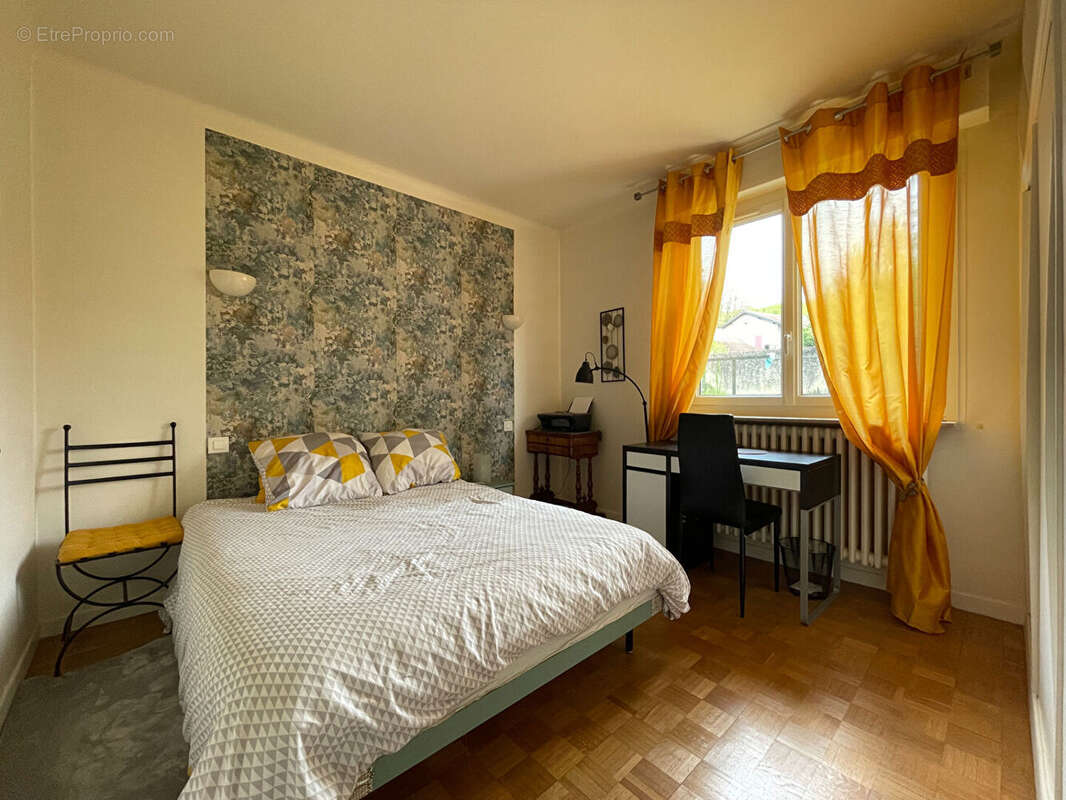 Maison à JOUY-AUX-ARCHES