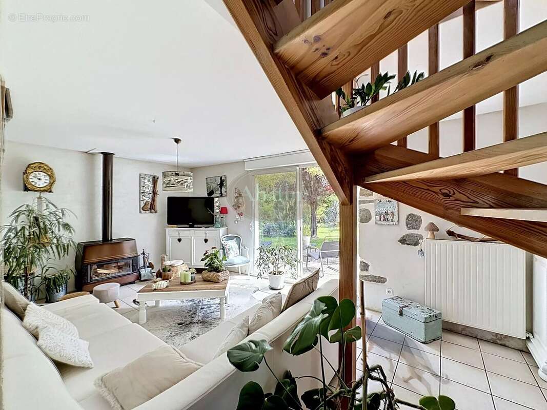 Maison à LUZ-SAINT-SAUVEUR