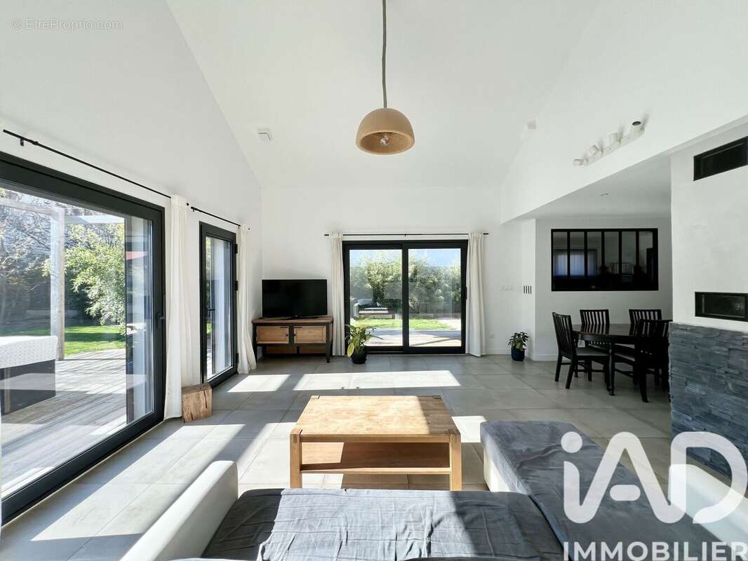 Photo 8 - Maison à CHAMP-SUR-DRAC