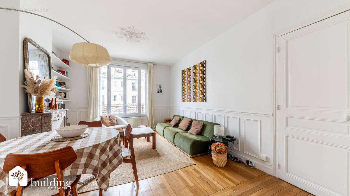 Appartement à LEVALLOIS-PERRET
