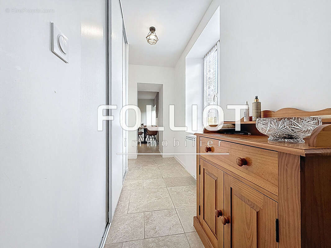 Maison à LES MOITIERS-D&#039;ALLONNE