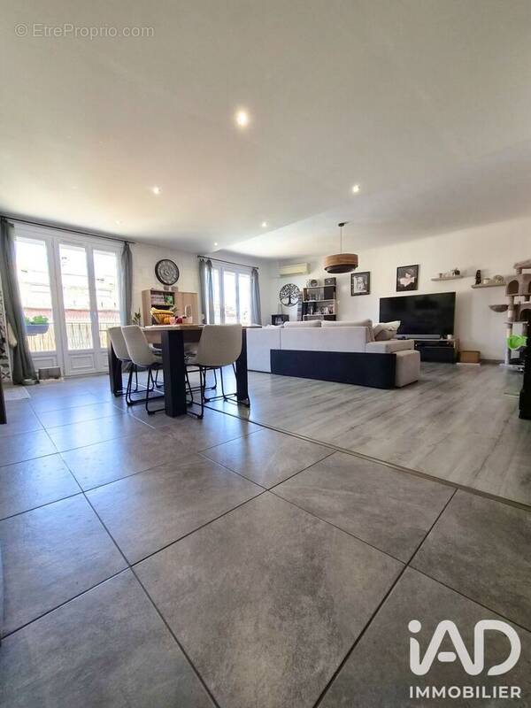 Appartement 93 m² à Pia  - photo 1