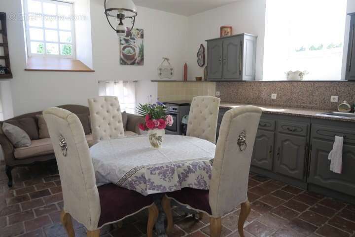 Maison à VITRY-LA-VILLE