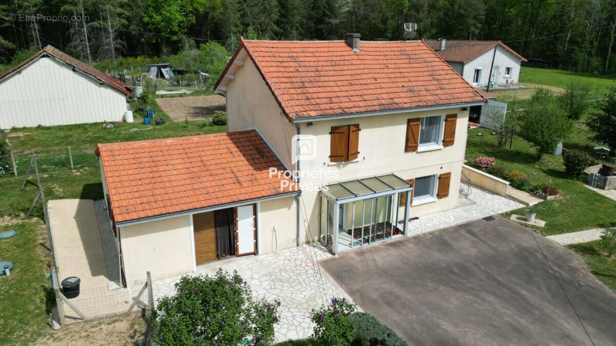 Maison à ABJAT-SUR-BANDIAT