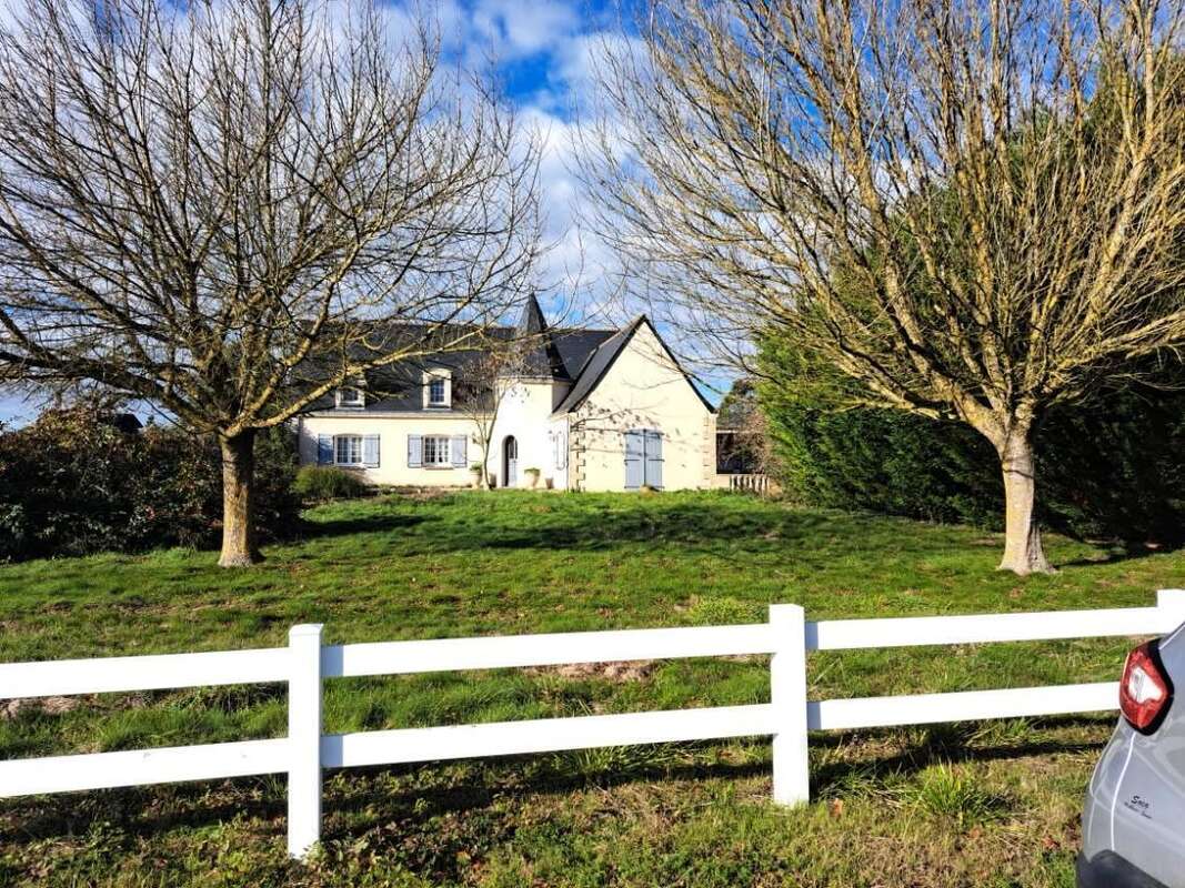 Maison à ROU-MARSON