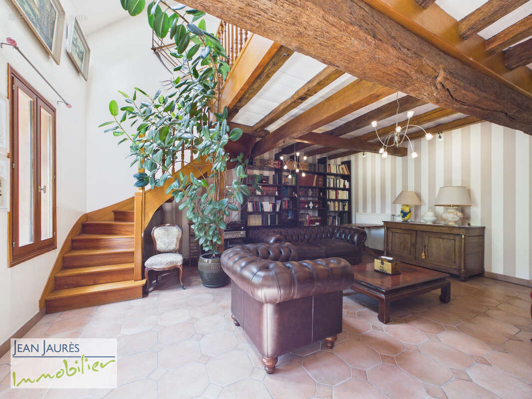 Longère 4 chambres avec dépendances et grange - photo 6