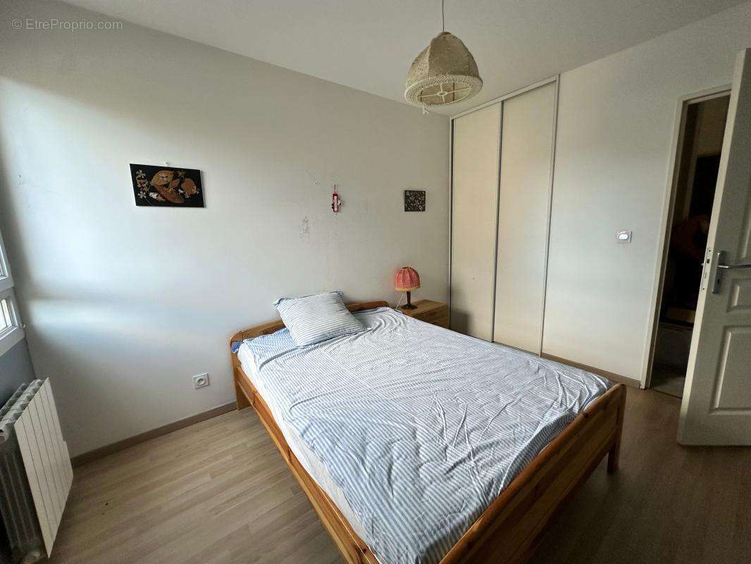 Appartement à L'ARBRESLE