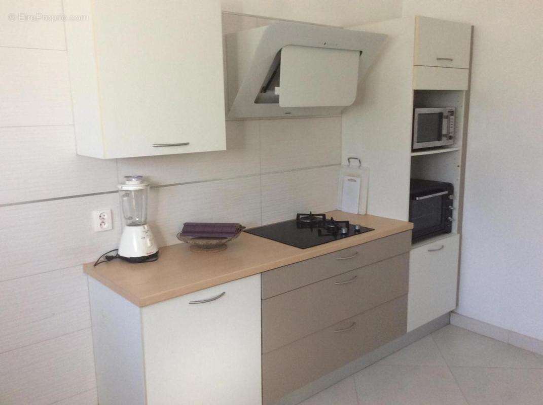Maison T8 - 2 T4 indépendants - Le Lamentin (97232) - photo 12