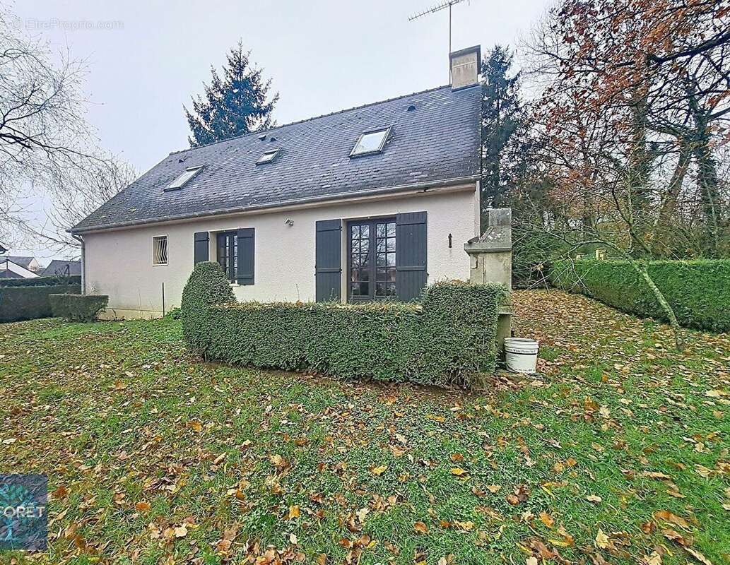 Maison à LA CHAPELLE-JANSON