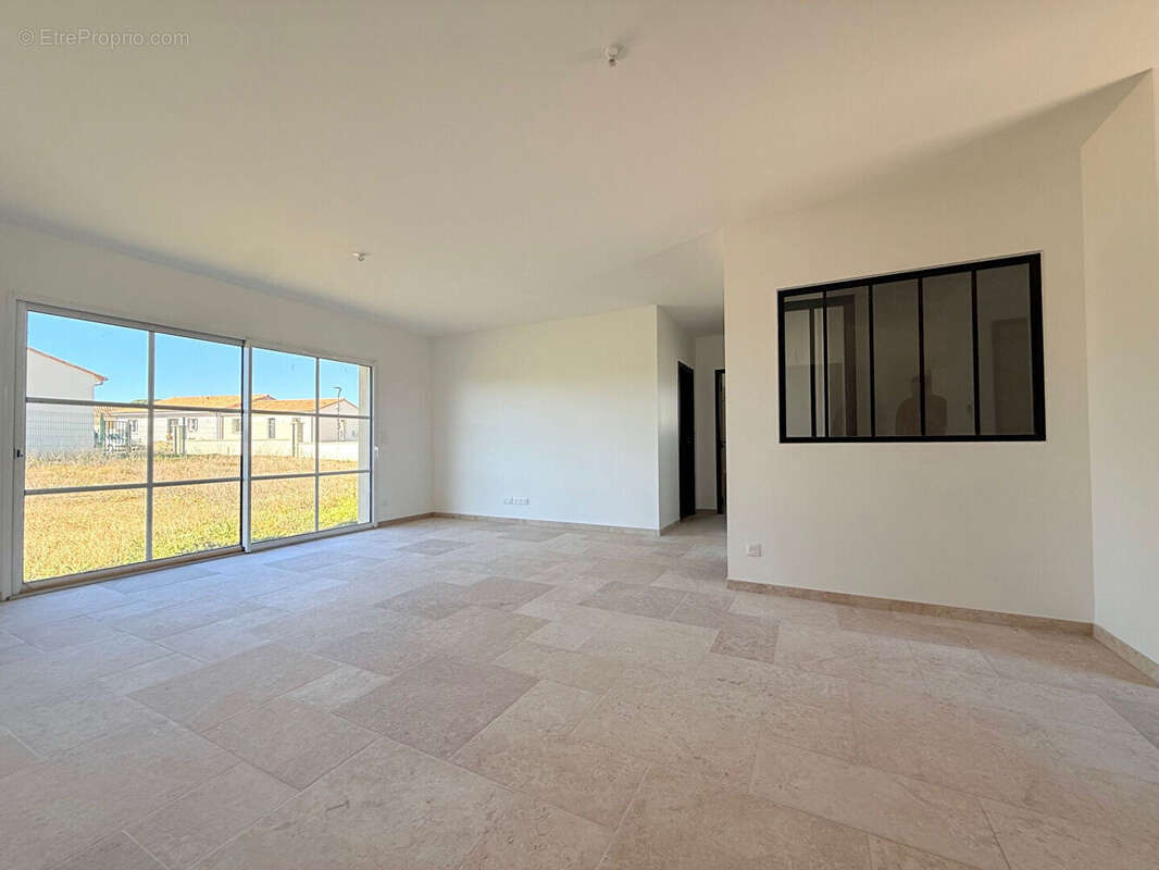 Maison à SAINT-EMILION