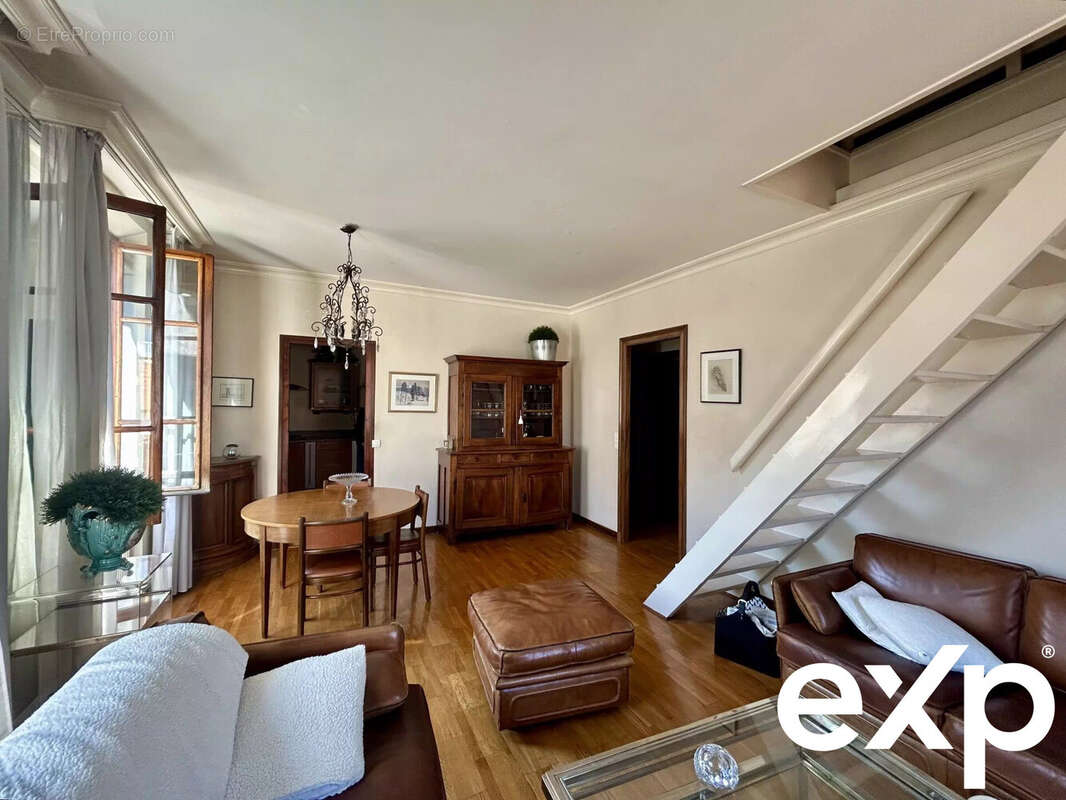 Appartement à AIX-LES-BAINS