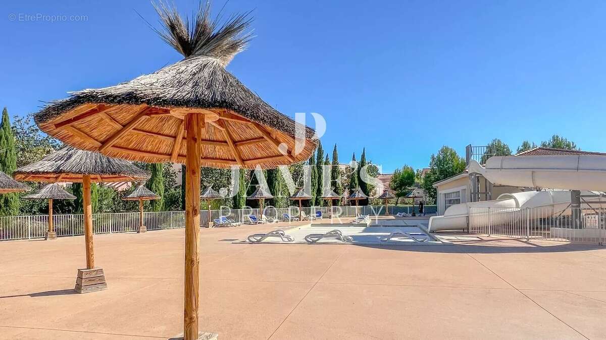 Appartement à PARADOU