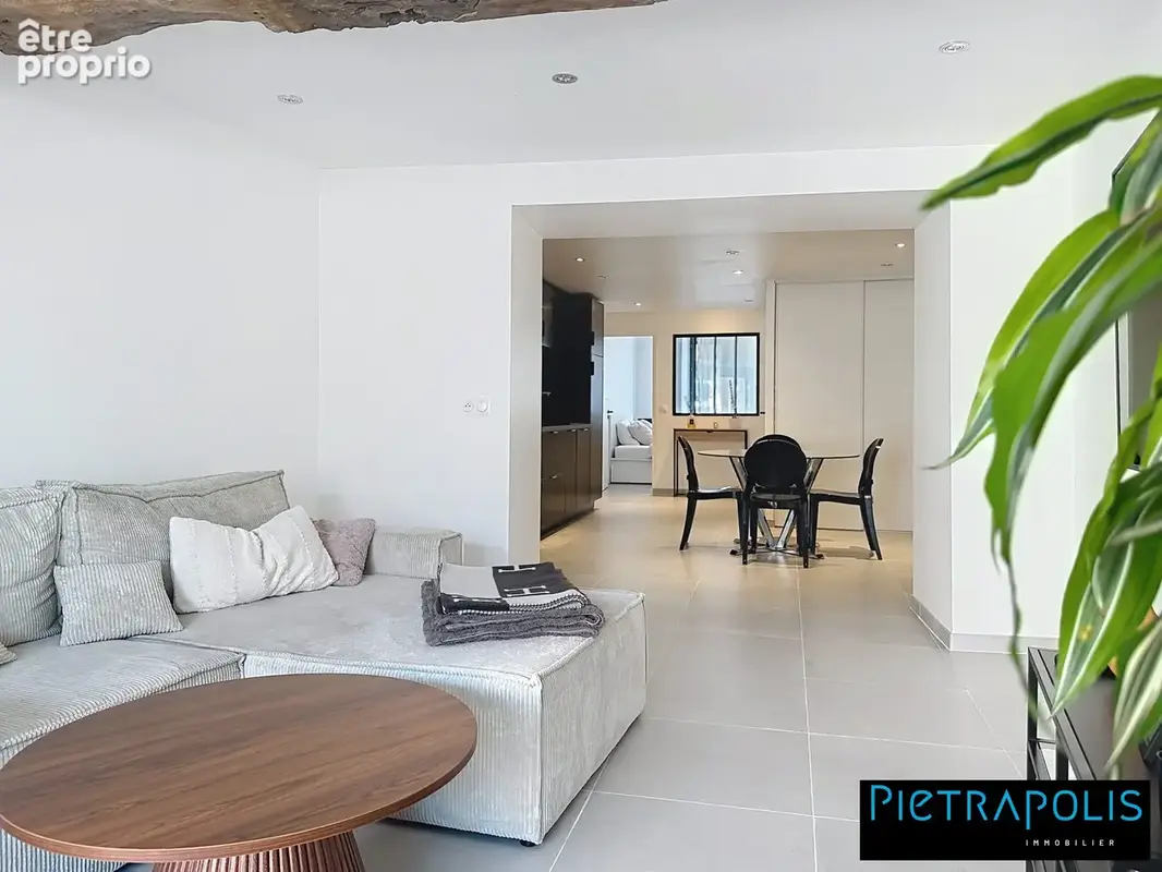 Appartement 50 m² à Charentay  - photo 5