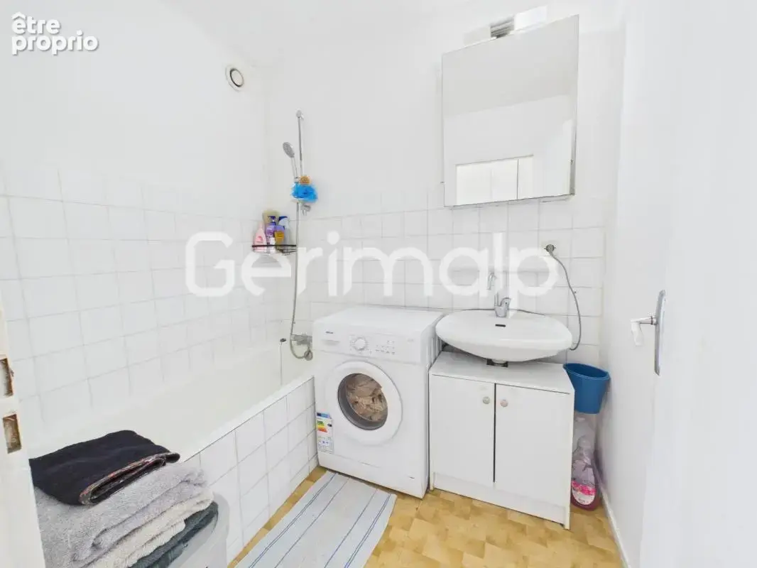 Vente - Appartement - 2 pièces + cuisine - 50,47 m² - 230 000 € - photo 10