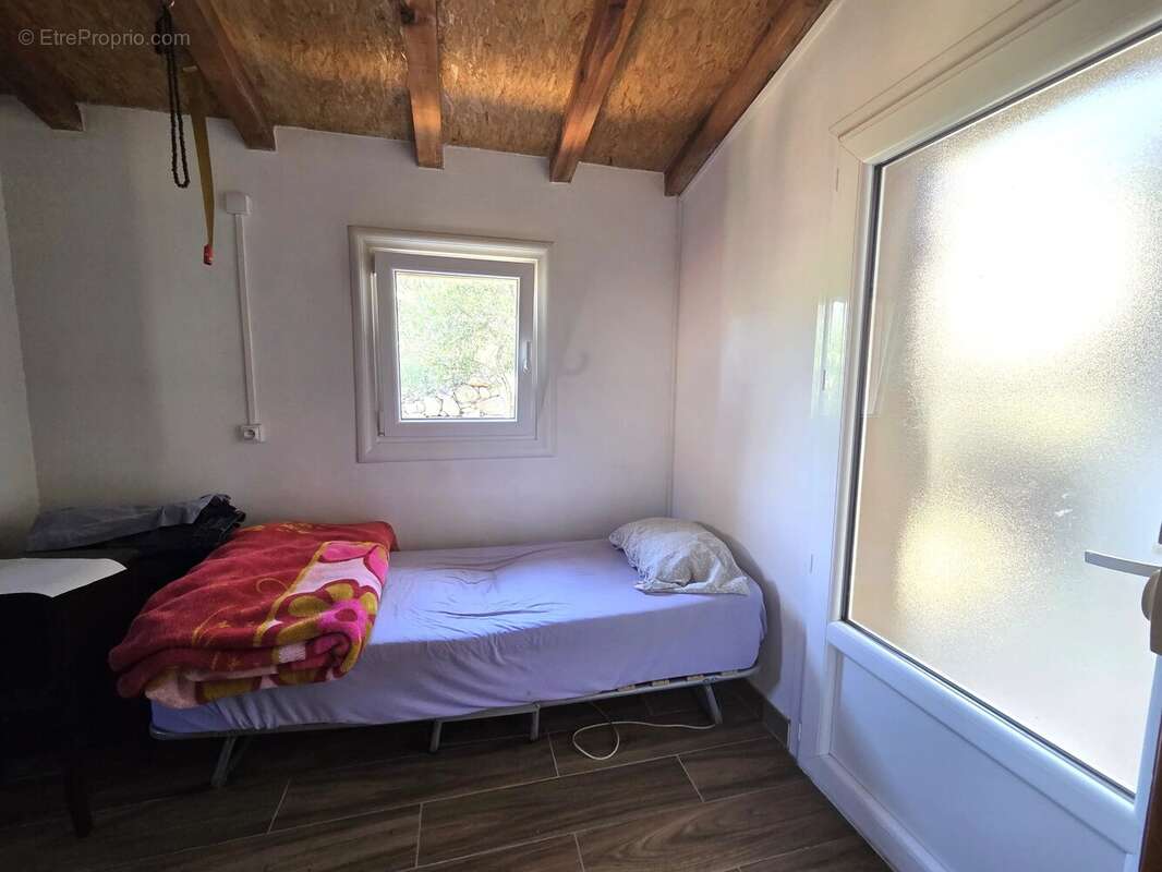 Appartement à MONACIA-D'AULLENE