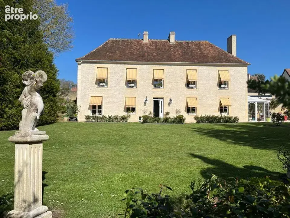 Photo Maison à Chicheboville au prix de 349 500€