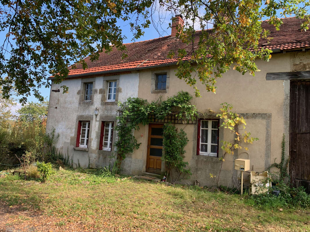 Maison à VIRLET
