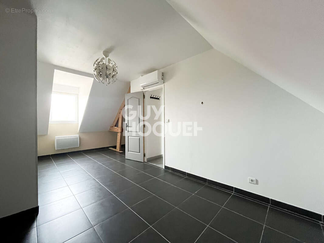 Maison à SAINT-SYLVAIN