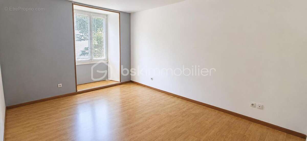 Appartement à LA FRETTE