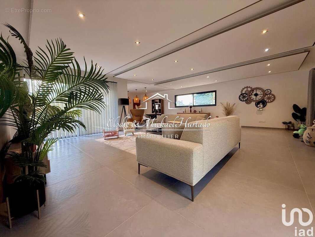 Photo 7 - Maison à LE PONTET