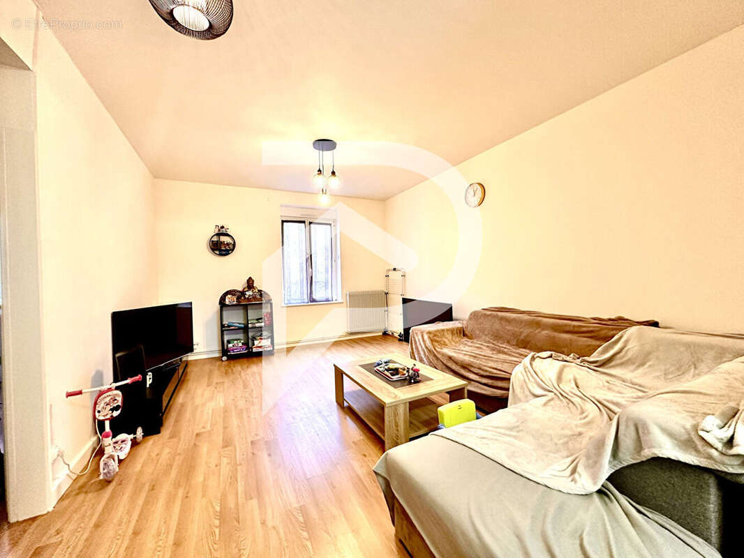 Appartement à BLAINVILLE-SUR-L&#039;EAU