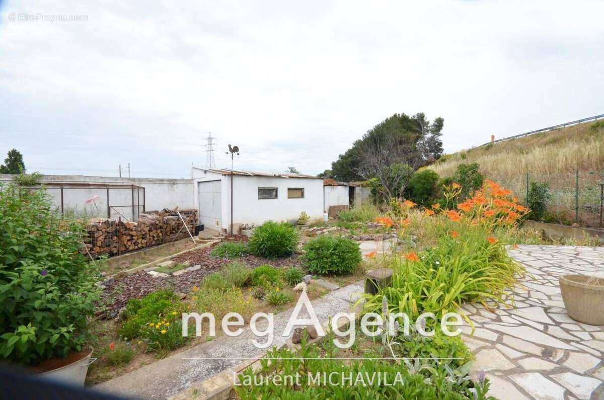 Maison à VILLENEUVE-LES-BEZIERS