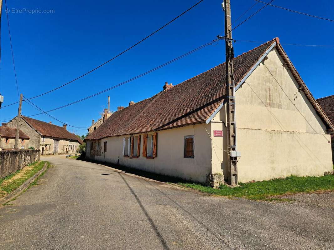 Maison à TILLY