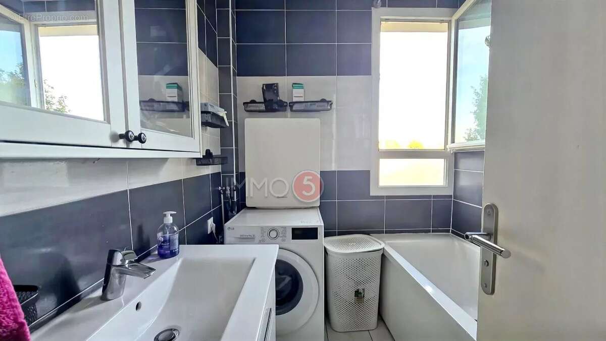 Appartement à LE RAINCY