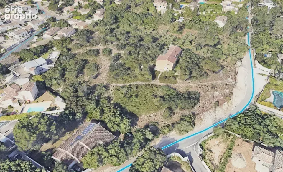 Terrain à VILLENEUVE-LES-AVIGNON
