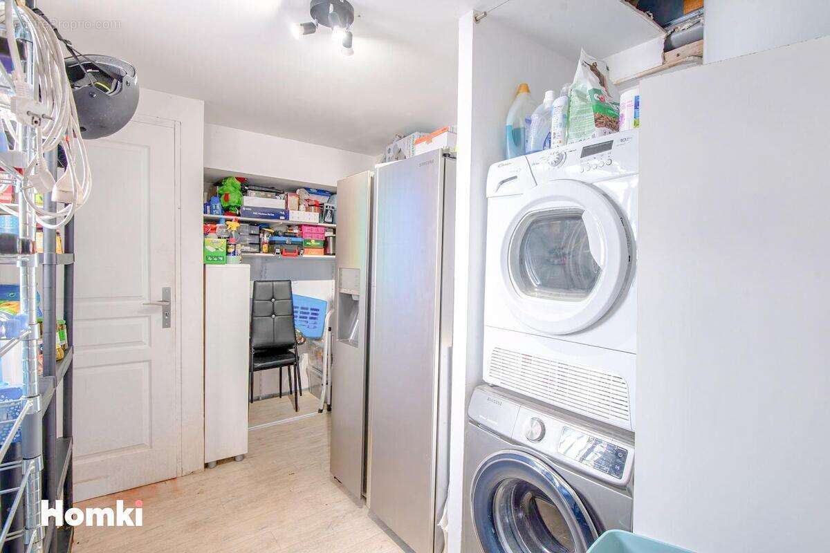 Maison à LA FARE-LES-OLIVIERS