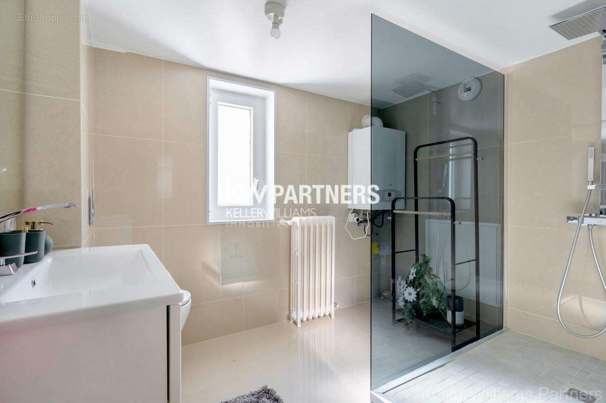 Maison à LE HAILLAN