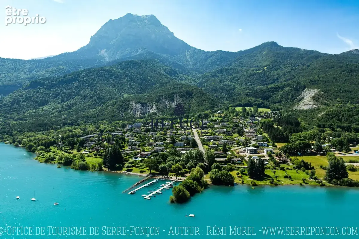 Terrain à SAVINES-LE-LAC