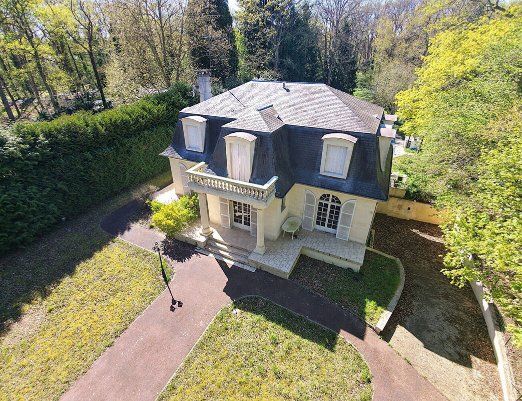 Maison à LAMORLAYE