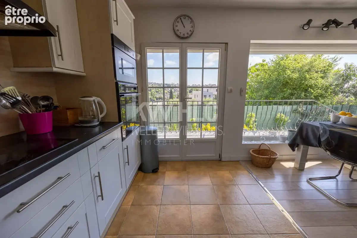 Maison 136 m² à Cagnes-Sur-Mer  - photo 8