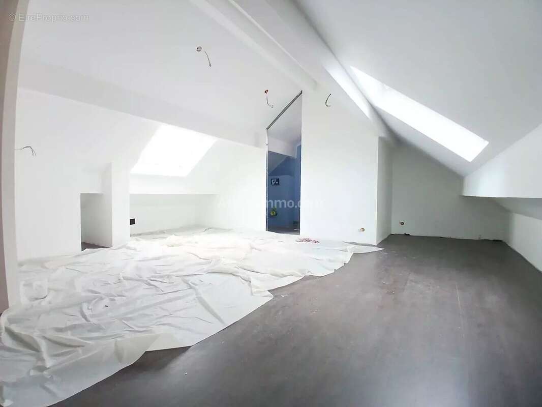 Appartement à VALENTON